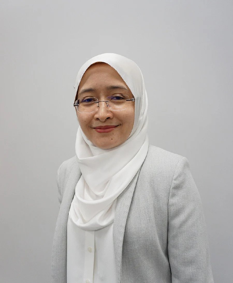 Dr Hafizah says multidisciplinary efforts are essential in cancer treatment, which require a team of specialists working together to provide the best treatment.